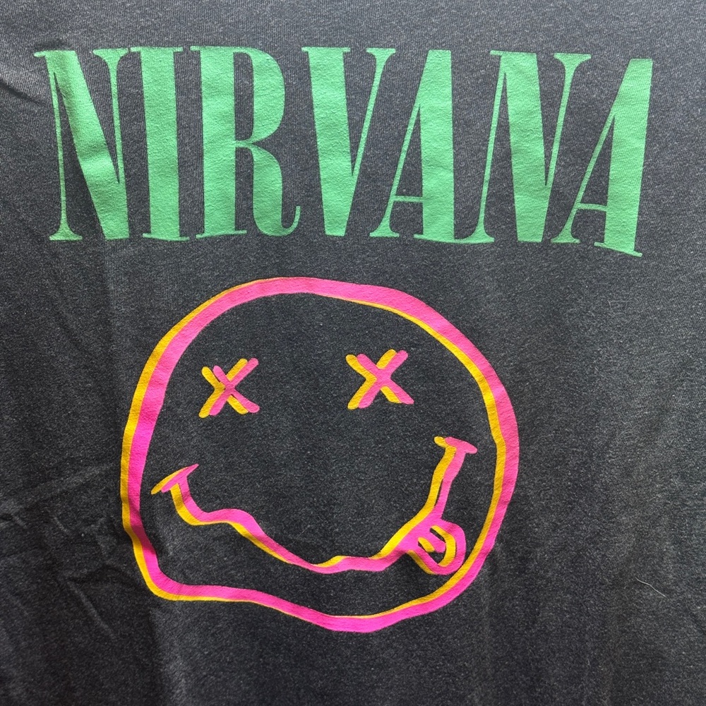 Nirvana Black T-Shirt Girls Juniors Size 14-16 Smiley Face Retro Rainbow Grunge - Picture 2 of 4